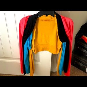 4 shrugs in 4 diff colors